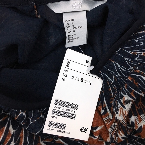 H&M Blouse Top Floral Sheer Flowy Long Sleeve Textured Lightweight Size 8 NWT - Picture 8 of 11